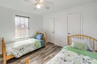 Explore the City w/ Ease! Quiet East Dallas Base