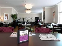The Alfred Hotel