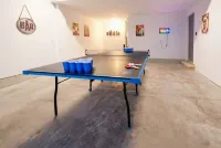 Downtown Luxury - 10 Beds & Free Parking - Bungalows