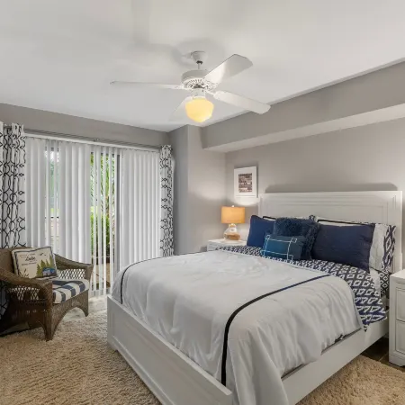 Lakeside condo Retreat in Horseshoe Bay