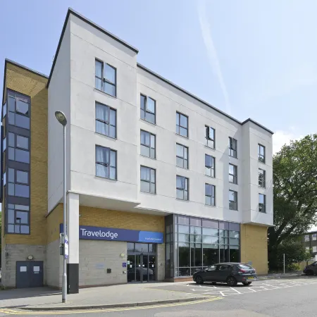 Travelodge Hatfield Central