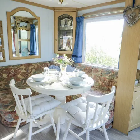 Meadow Island Caravan