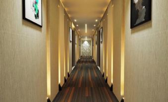 Emerald Dhaka Luxury Hotel