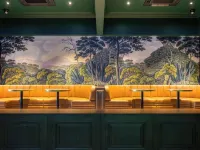 The Queens Gladstone Hotels in Gladstone Central