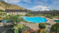 Hotel Suni Sentani - Kolam Renang