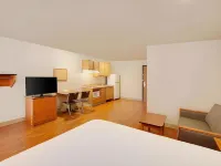 Studio 6 Extended Stay Shreveport Airport LA - 2-Star
