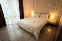 Urban Stay by Townhouse - Holiday Apartments