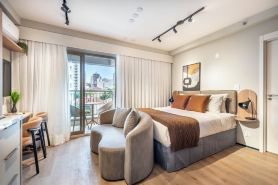 StayHome Allianz Park Queen Bed Varanda