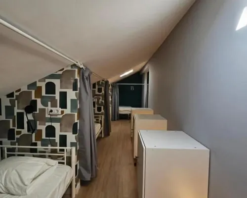 Aerostay Hostel Hotels in Moreira