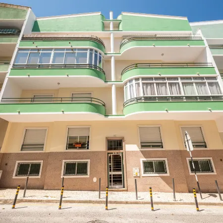 GuestReady - Caparica Beach Lover's Dream