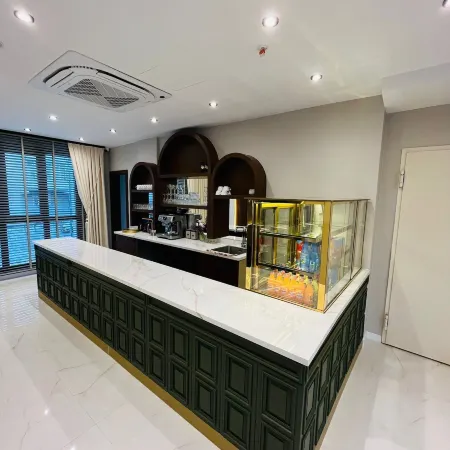 Nearest Airport Hotel