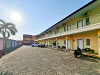 RedDoorz at Hotel Galaksi Ponorogo