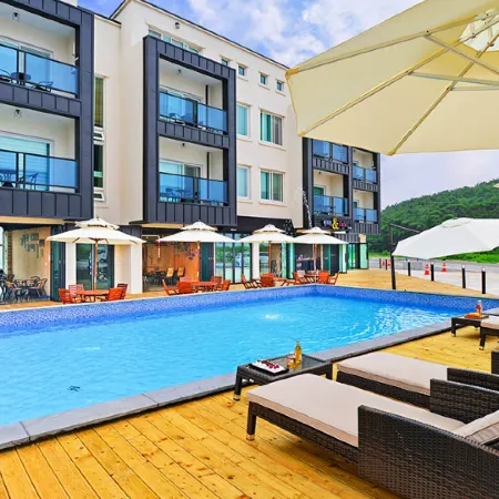 Glories Pension