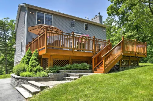 Colonial-Style Warwick Retreat - 1 Hour to NYC! - SPA