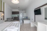 Mythos Apartments - Ocean View