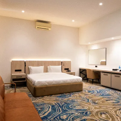 Central Square Hotel Hotels near Freedom Square