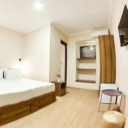Sina Hotel