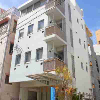 Across Omoromachi Naha Hotel Exterior