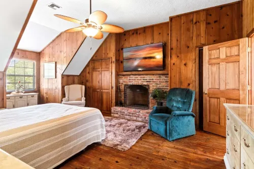 3424 Indian River Dr Main - 3-Star