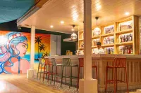 Reside Siargao - bar