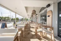 Zephyros Hotel