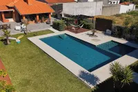 Ola Guesthouse - Yüzme Havuzu