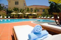 Park View Hotel - Pools