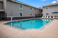 La Quinta Inn by Wyndham Omaha West - Hot Tub