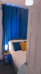 Spacious 3BR Sleeps 8  1G Wifi Free Parking - Küvet
