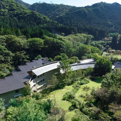 Bettei Senjyuan Hotels near Tanigawa Onsen