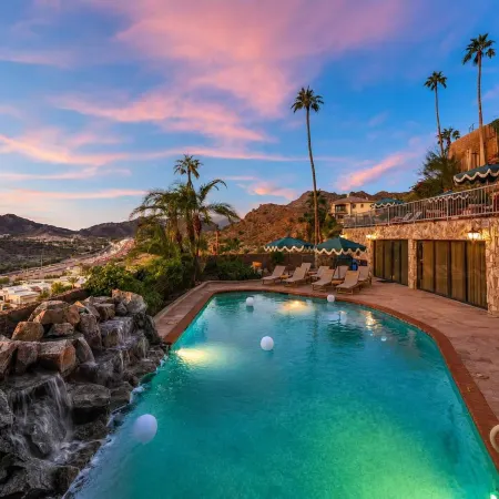 Ch Teau at Piestewa Peak Phoenix s Iconic Estate