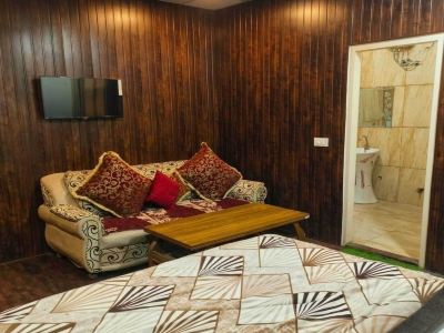 Hotel Colour