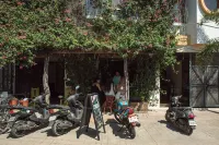 La Escondida H - Hostels