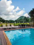 The Summer House, Pachmarhi - am Hotel Kollection - piscina