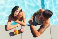 Le Parc at Melrose - Rooftop Pools