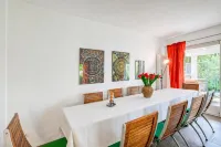 Villa Il Paradiso di Gabri: Lake-View Villa with Garden - Happy Rentals - 4 tähden