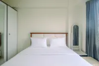 Fully Furnished with Cozy Design 2BR Podomoro Golf View Apartment By Travelio - 2-Star