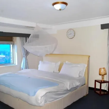 Kaa Highway Hotel