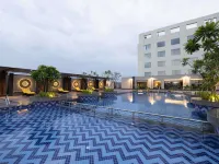 Novotel Jaipur Convention Centre - Pools