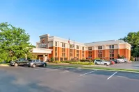 Comfort Inn & Suites Newark - Wilmington - piscina