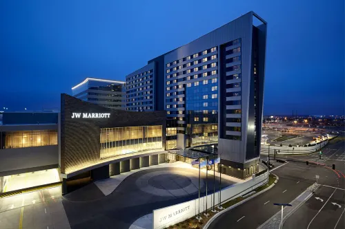 JW Marriott Minneapolis Mall of America - bars