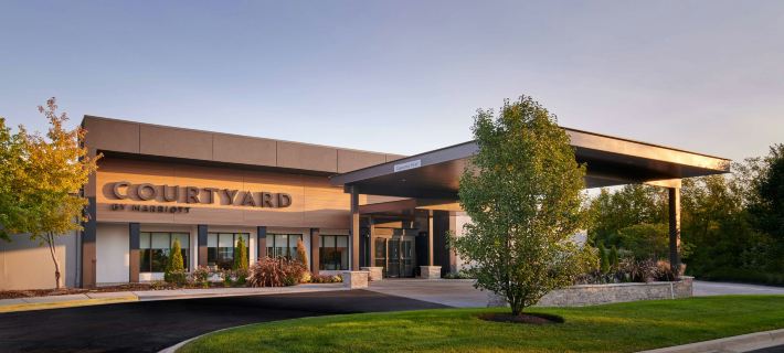 Courtyard Chicago Highland Park/Northbrook Hotels in Lake County