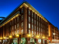 Renaissance Hamburg Hotel Hotels near Hanseviertel