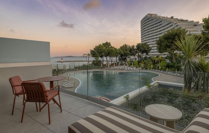 Marina Baie des Anges Hotel, Curio Collection by Hilton