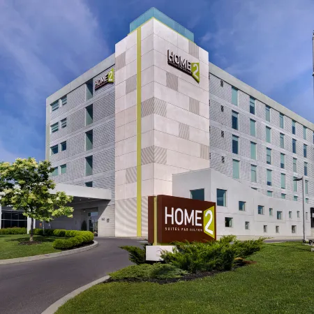 Home2 Suites by Hilton Montreal Dorval