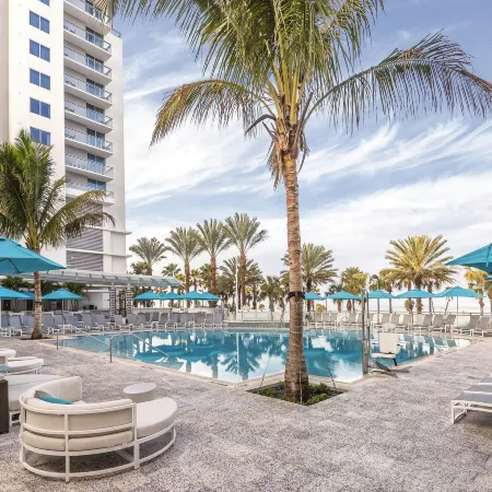 Wyndham Grand Clearwater Beach