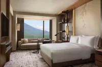 Higashiyama Niseko Village, a Ritz-Carlton Reserve - Parkplatz