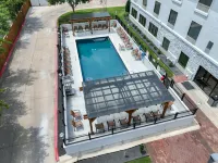 Hampton Inn & Suites Denton - Pools