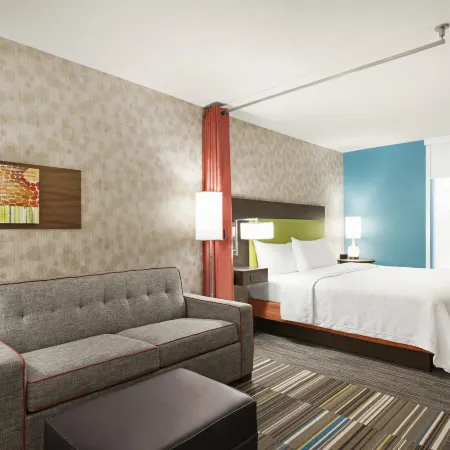 Home2 Suites by Hilton Woodbridge Potomac Mills