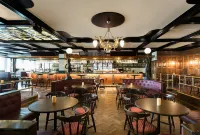 Elite Hotel Academia - Pet Friendly